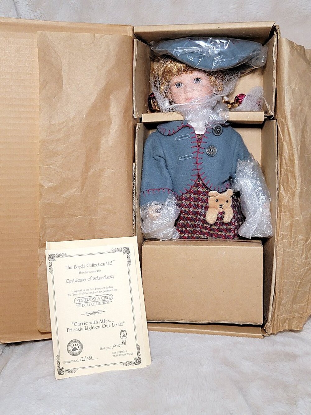The Boyds Collection Yesterday's Child The Doll Collection #4829 Carrie MINT
